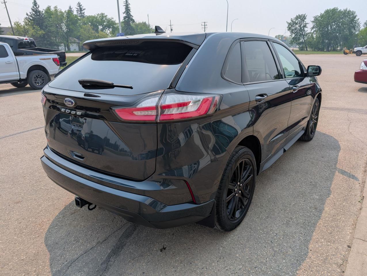 2024 Ford Edge ST Line Photo5