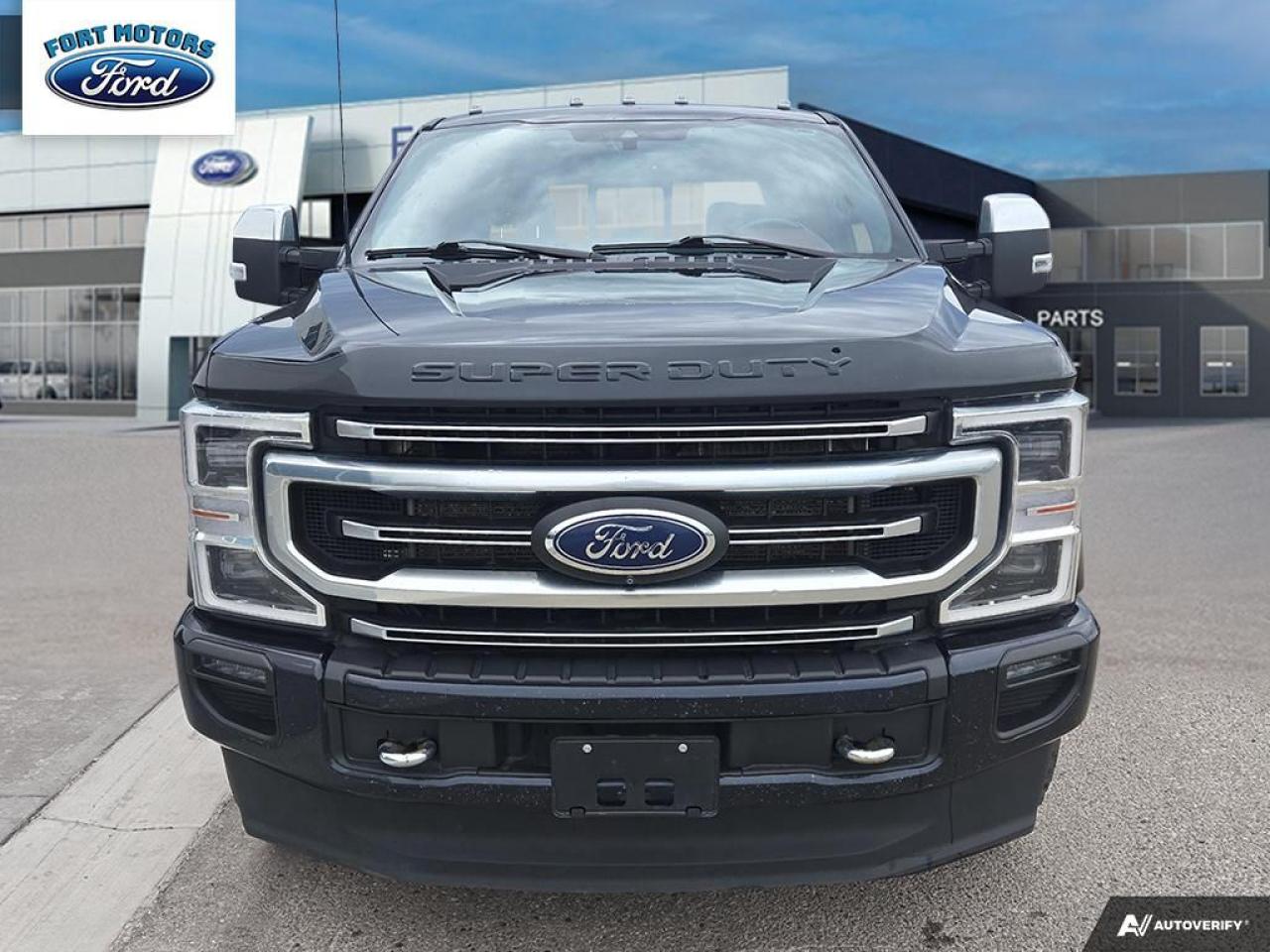2022 Ford F-350 4X4 CREW CAB PICKUP/ Photo