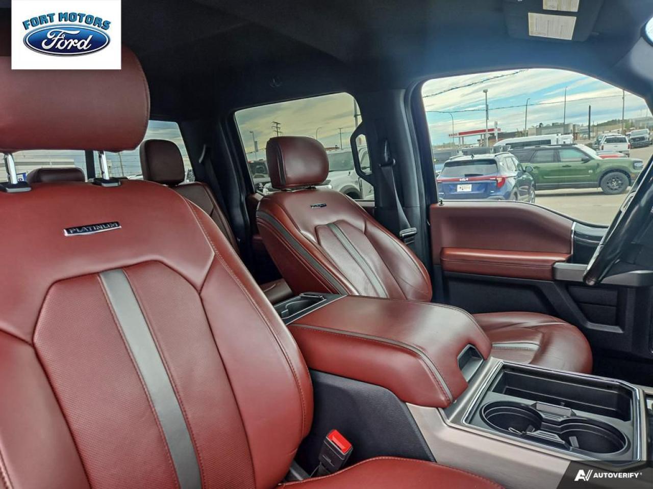 2022 Ford F-350 4X4 CREW CAB PICKUP/ Photo5