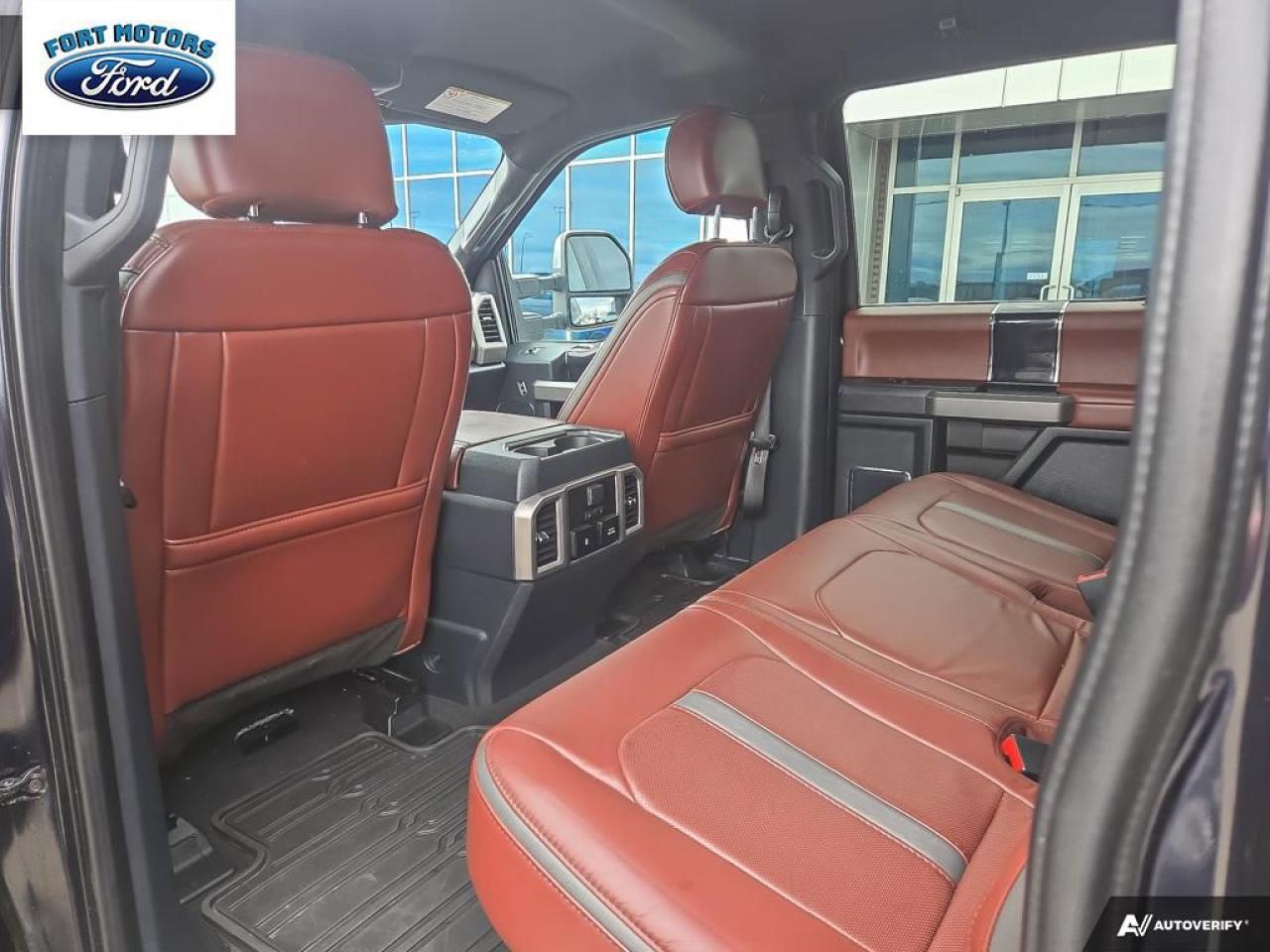 2022 Ford F-350 4X4 CREW CAB PICKUP/ Photo5
