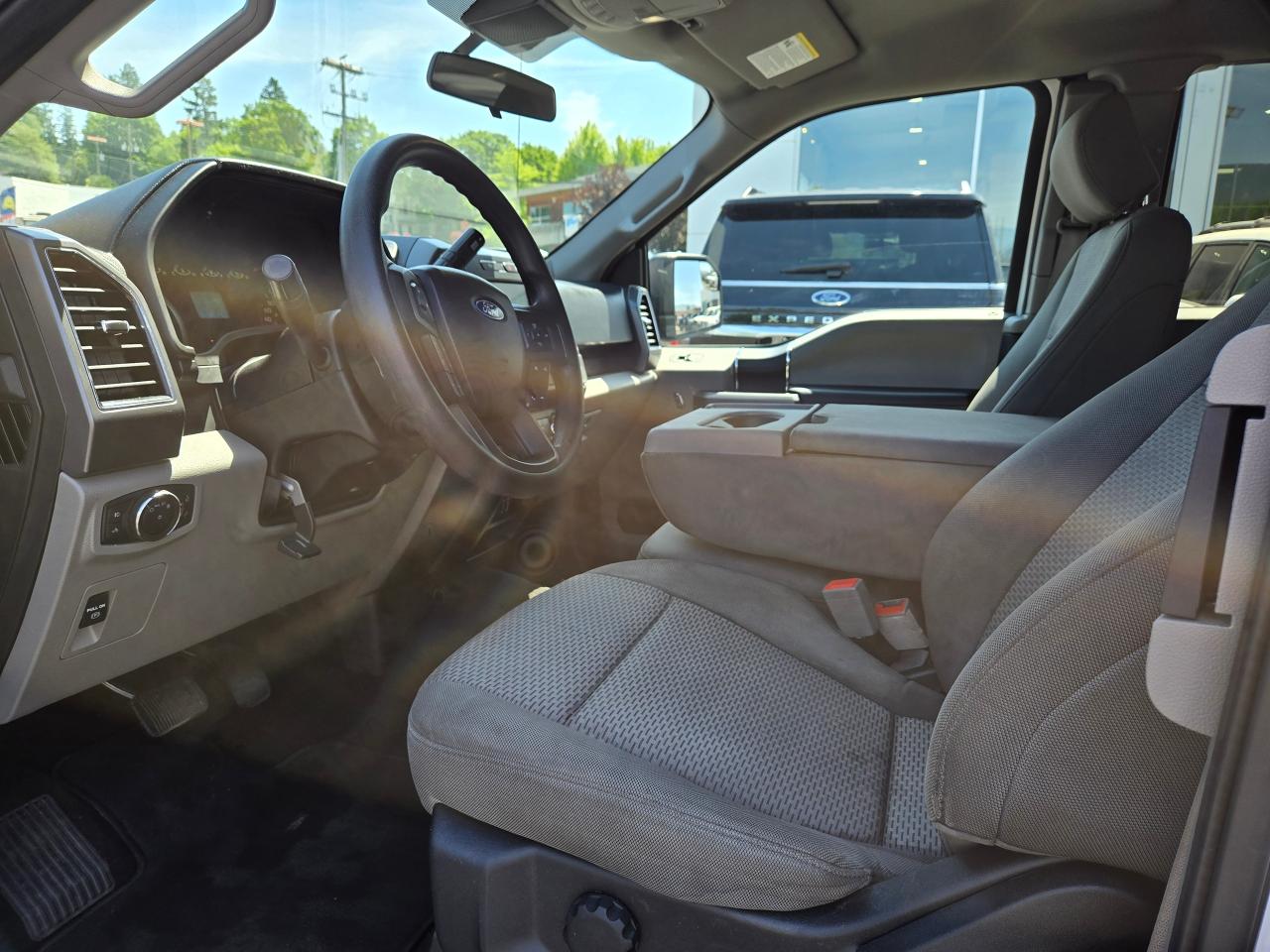 2019 Ford F-150 XLT Photo5