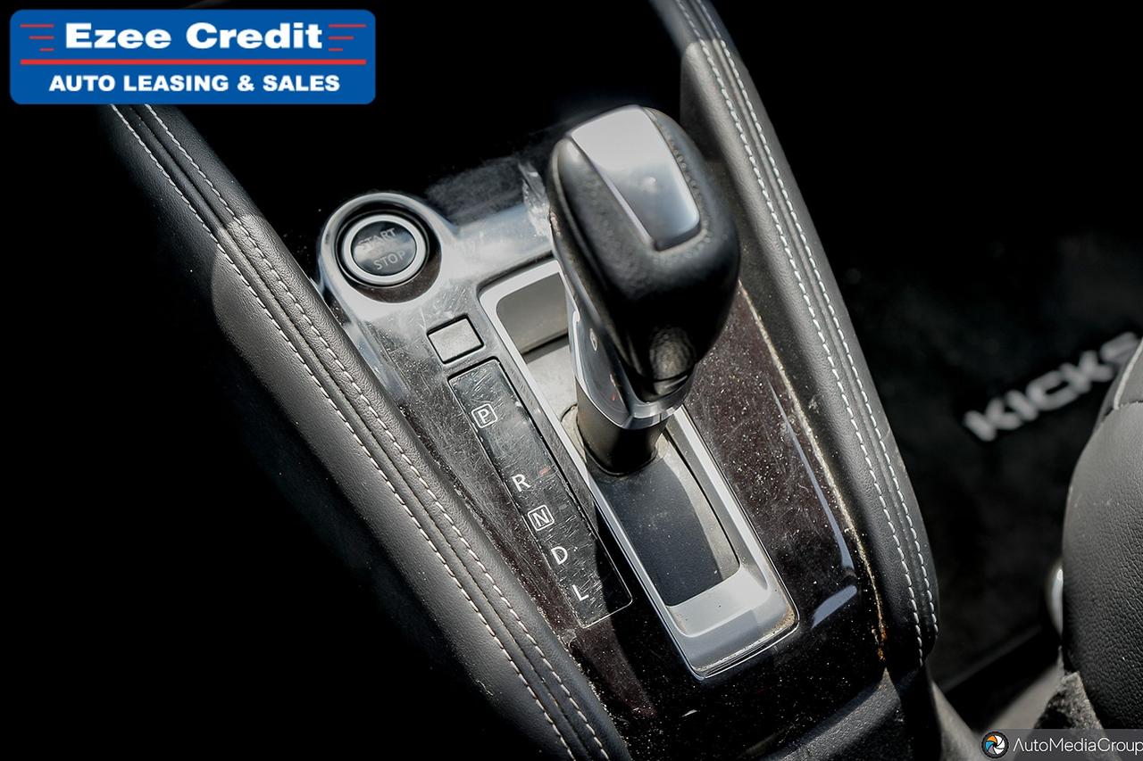 2020 Nissan Kicks SR Photo