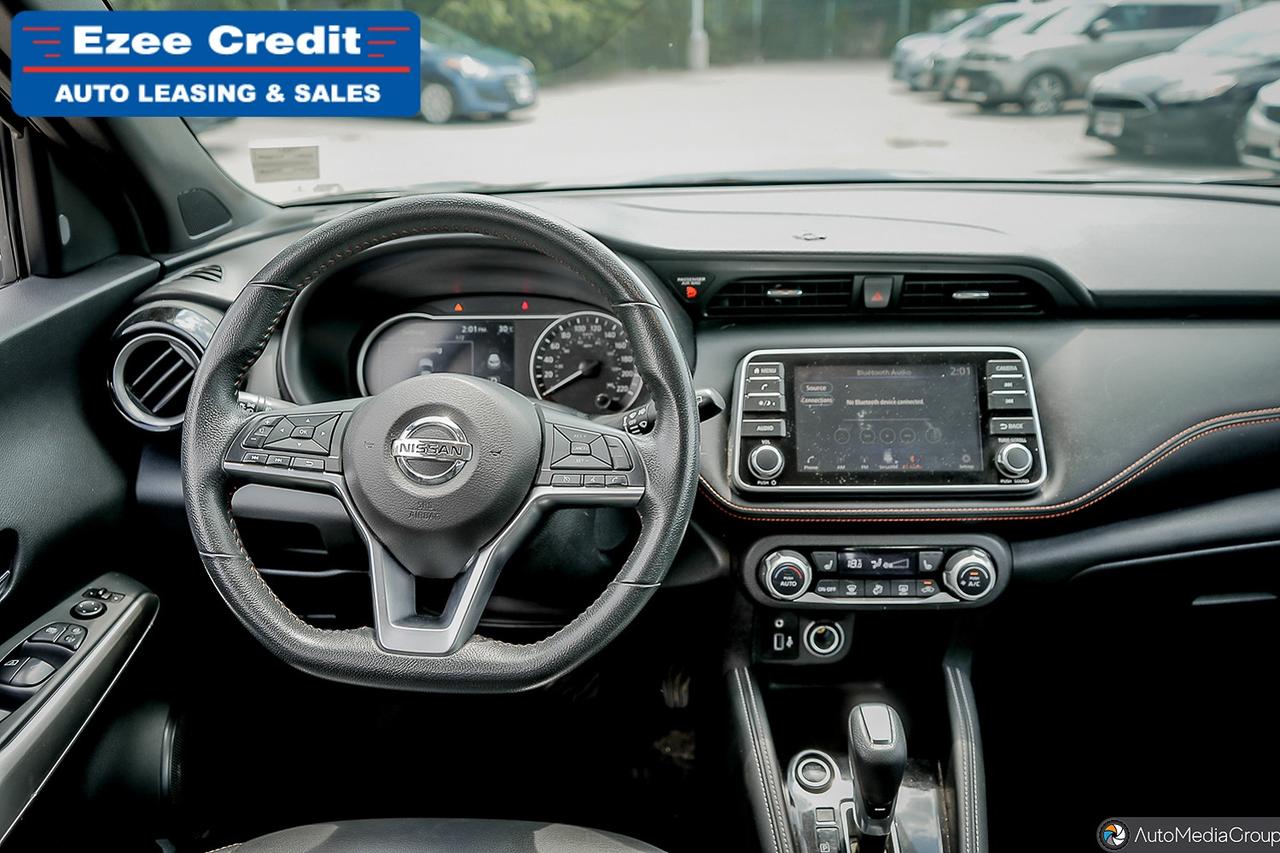 2020 Nissan Kicks SR Photo