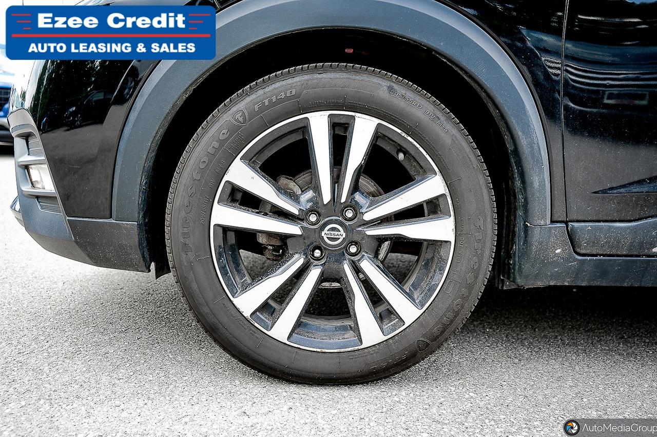 2020 Nissan Kicks SR Photo