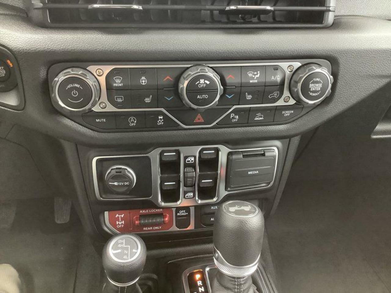12582161