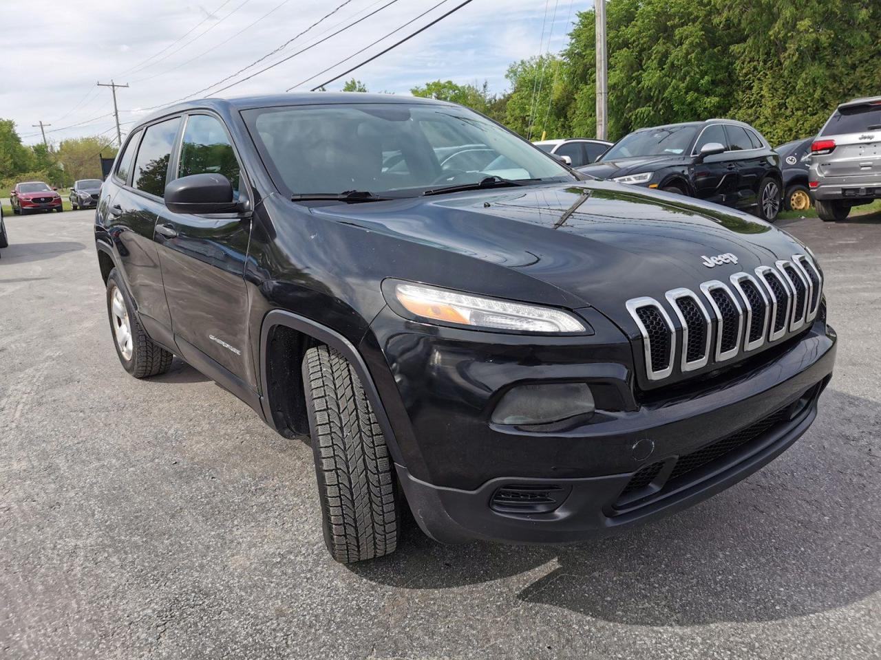 2015 Jeep Cherokee Sport - Photo #7