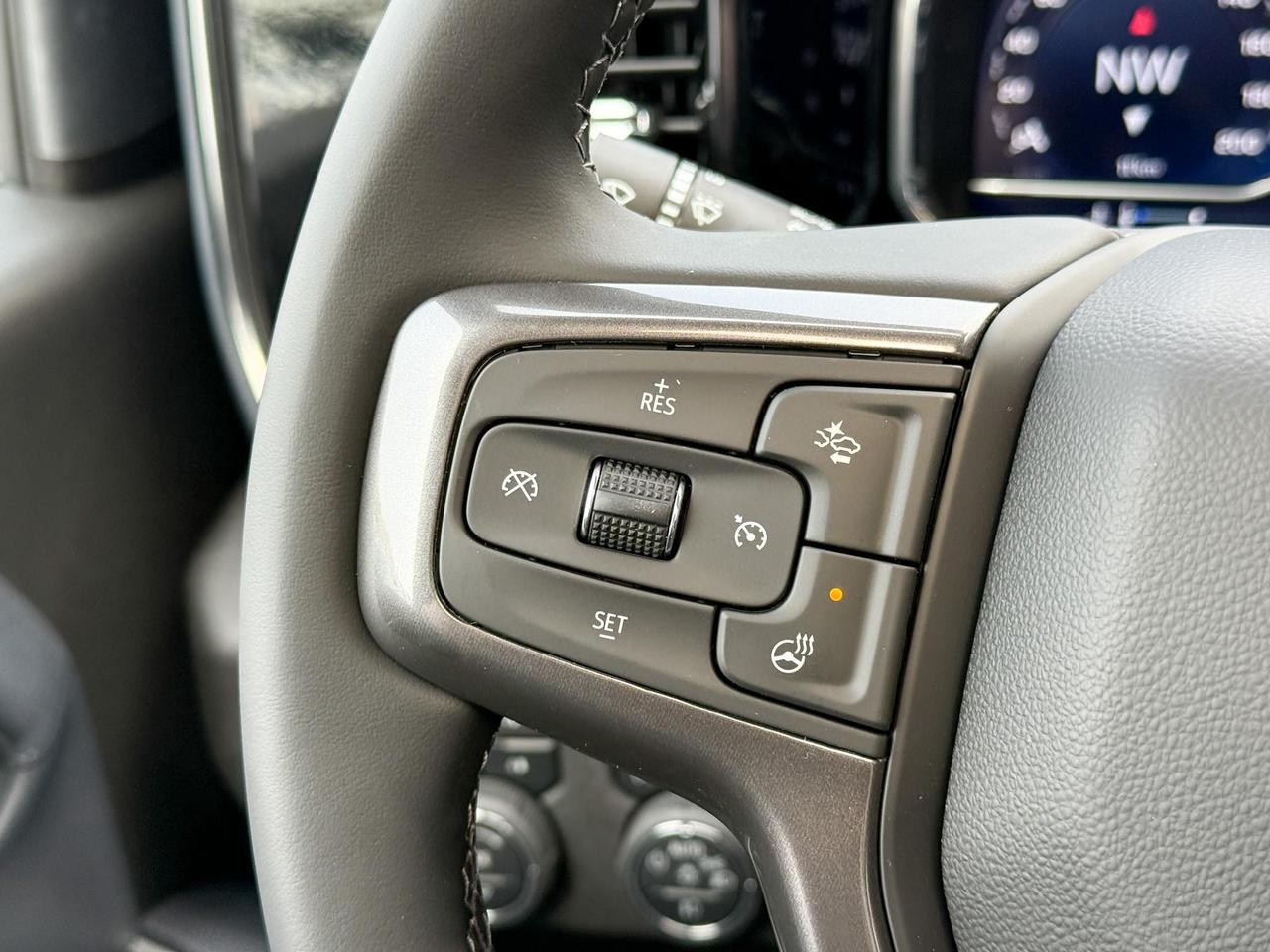 2025 Chevrolet Silverado 2500 HD High Country 6.6L DURAMAX WITH REMOTE START/ENTRY, SUNROOF, HEATED SEATS, HEATED STEERING WHEEL, VENTILATED SEATS, BOSE SOUND SYSTEM, POWER UP/DOWN TAILGATE Photo