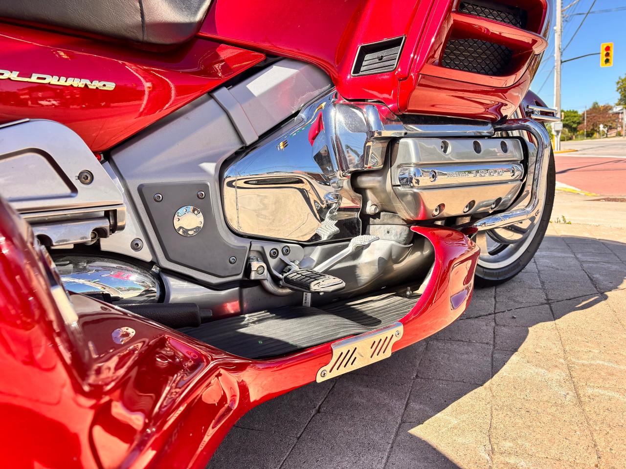 2003 Honda GL1800 Financing Available!, Clean CarFax