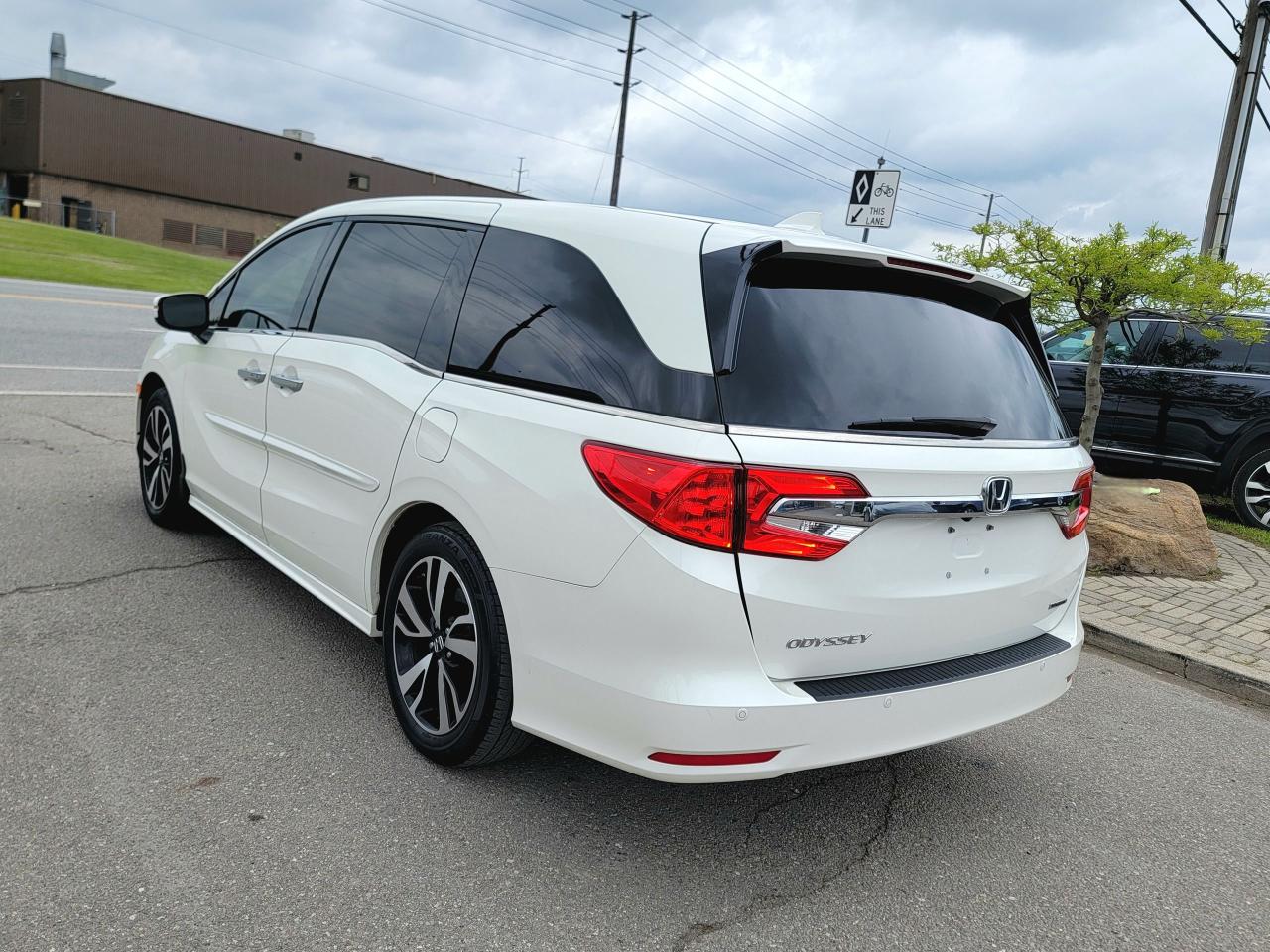 2019 Honda Odyssey Touring - Photo #8