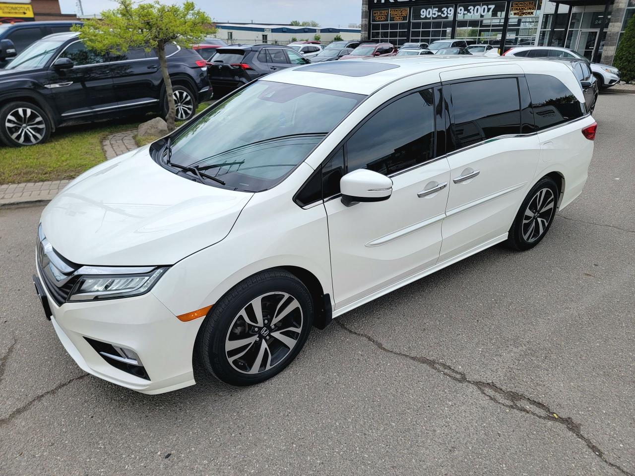 2019 Honda Odyssey Touring - Photo #10