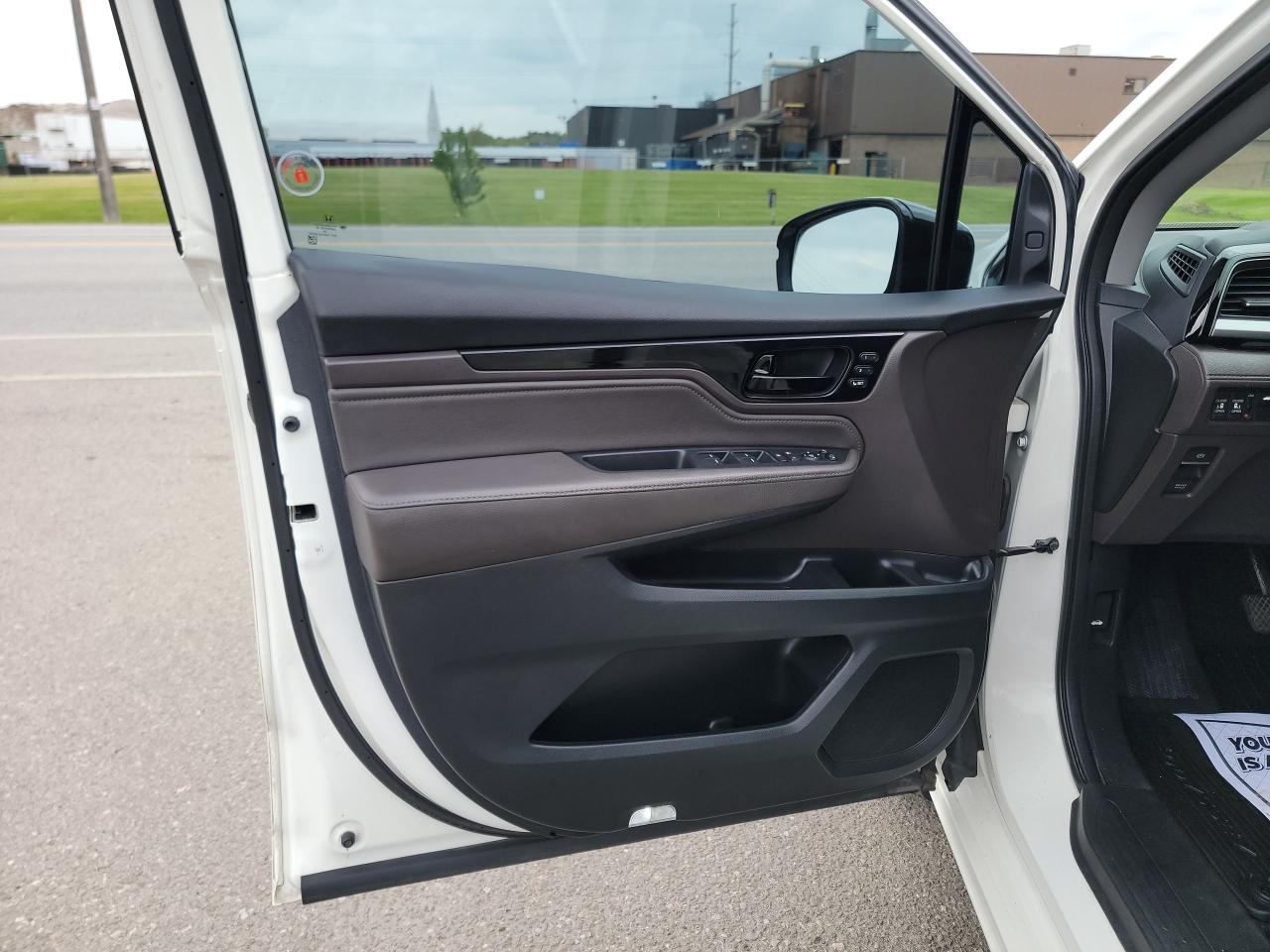 2019 Honda Odyssey Touring - Photo #14