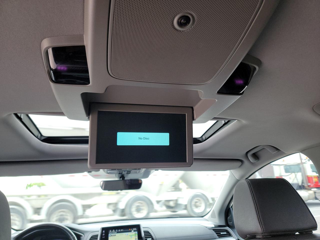 2019 Honda Odyssey Touring - Photo #16