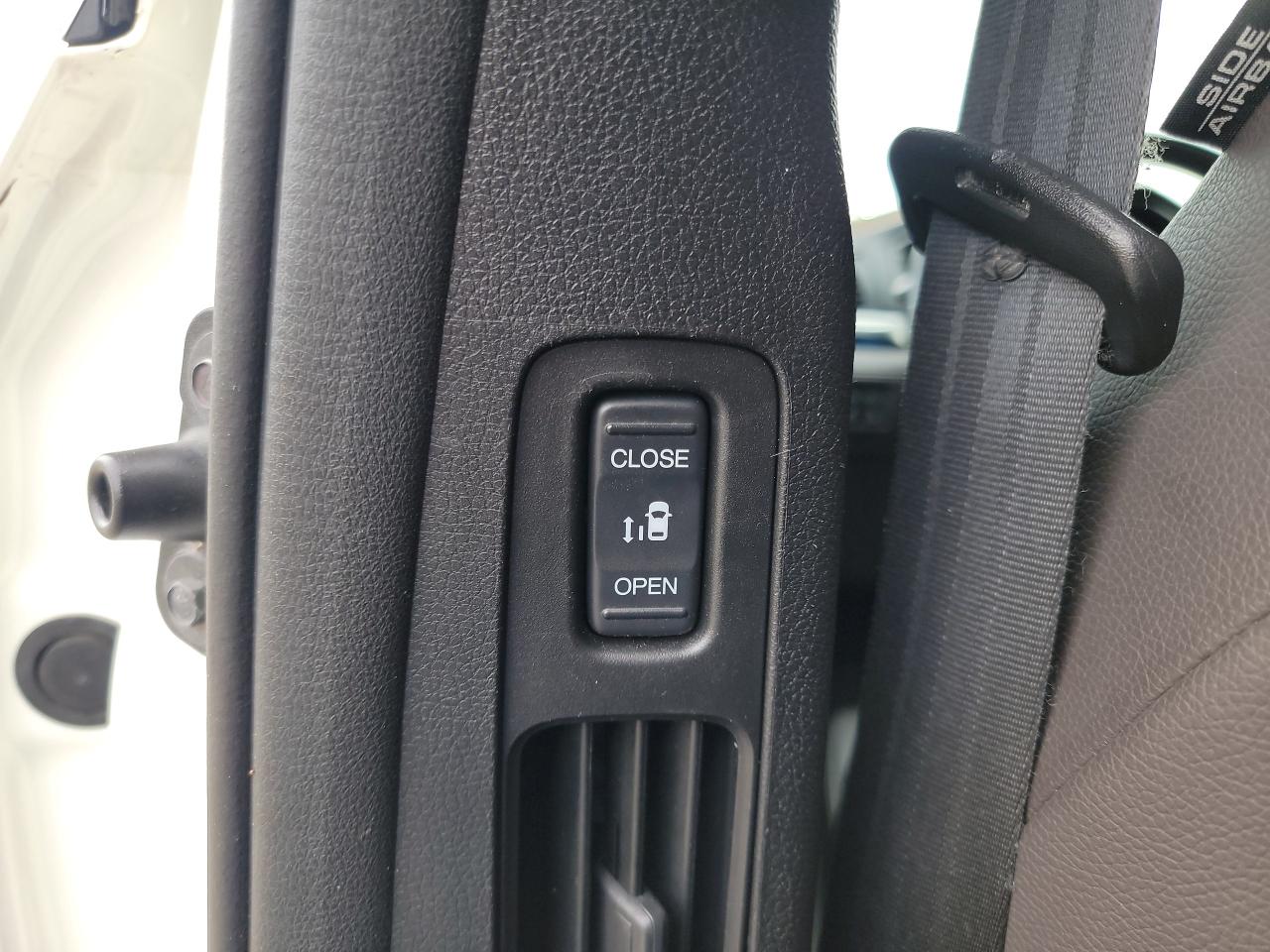 2019 Honda Odyssey Touring - Photo #19