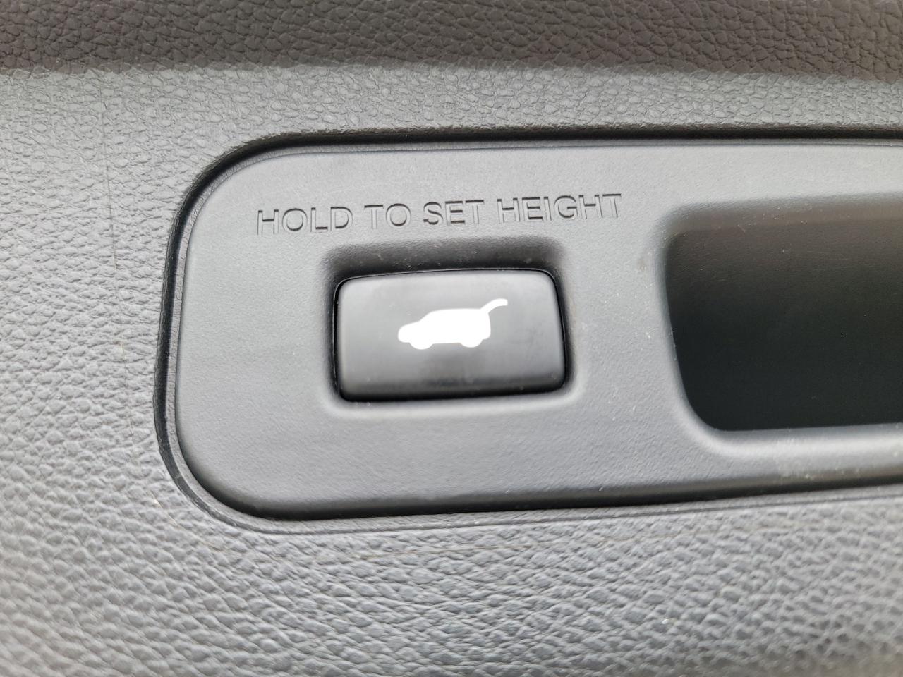 1748611322630