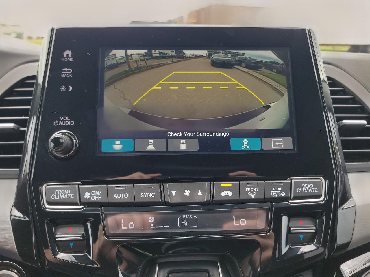 2019 Honda Odyssey Touring - Photo #28