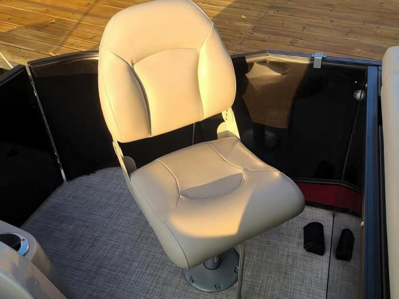 2018 Berkshire STS Series 23 RFC STS 2 - Photo #9