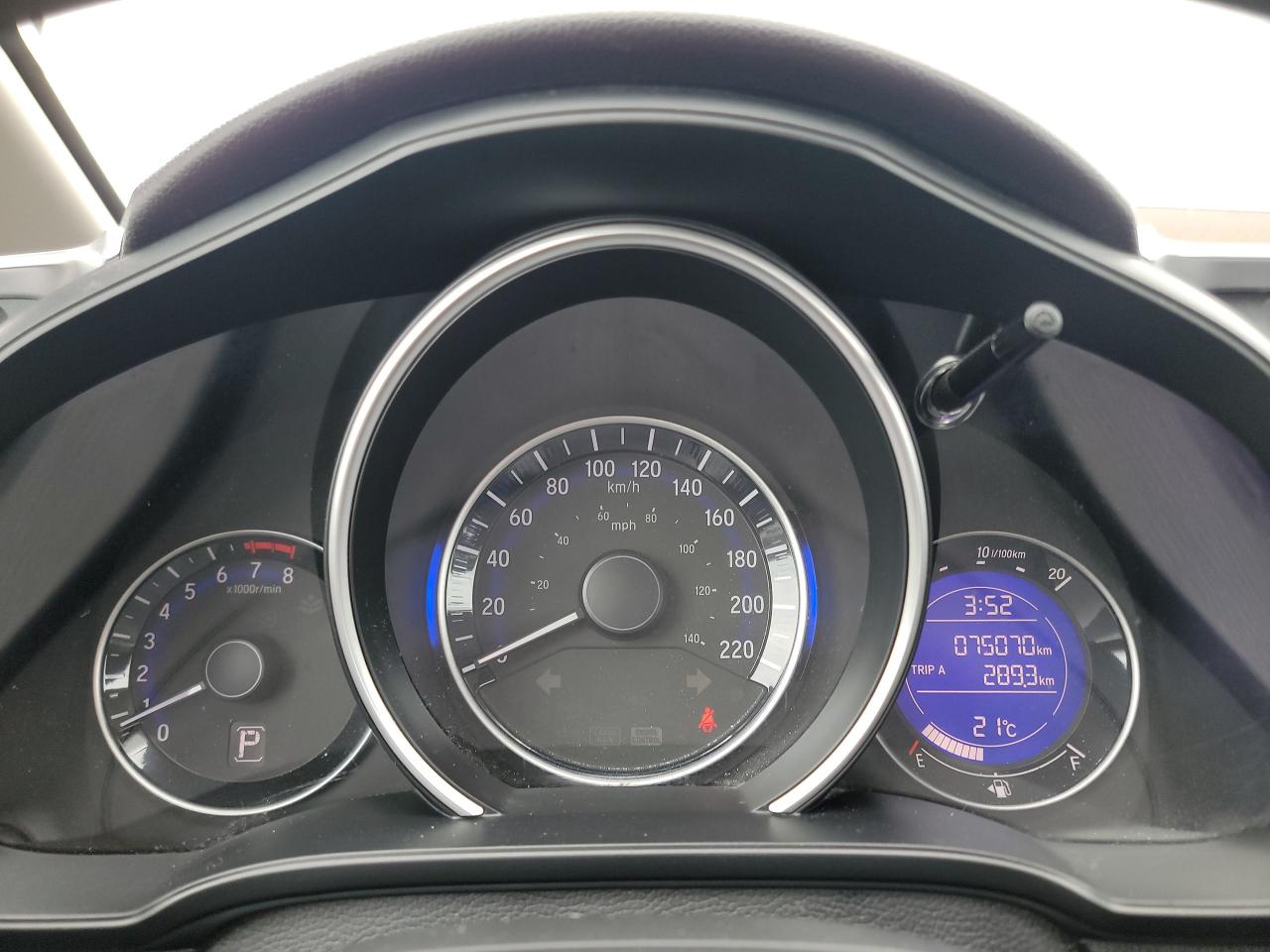 2017 Honda Fit LX - Photo #18