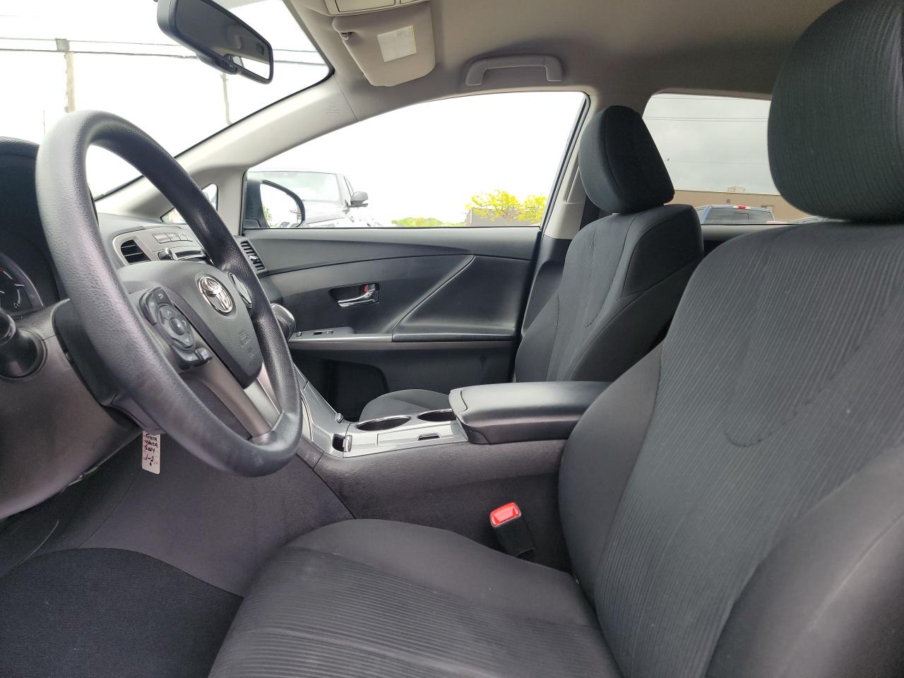 2015 Toyota Venza LOW KMS | VERY CLEAN - Photo #9