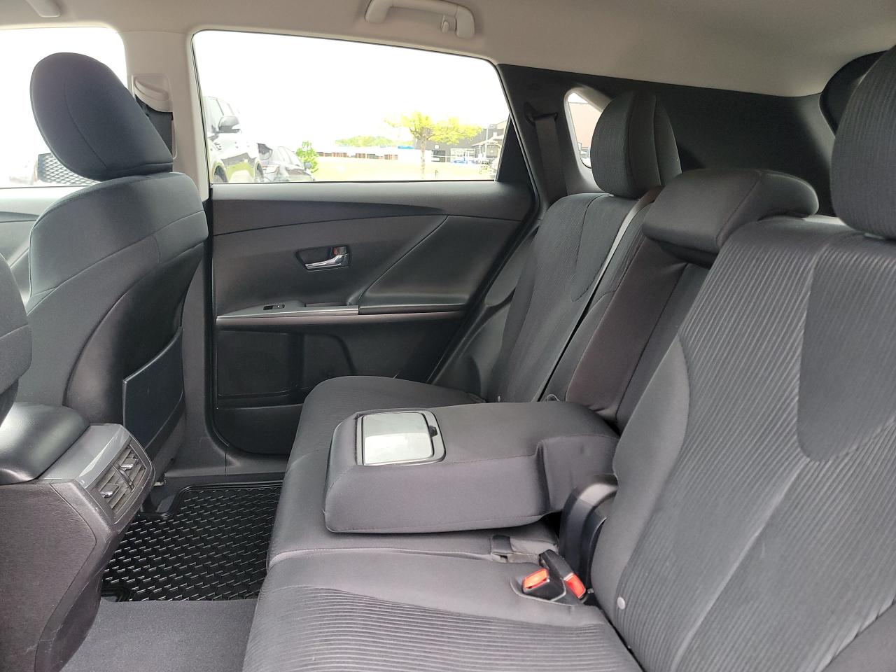 2015 Toyota Venza LOW KMS | VERY CLEAN - Photo #11