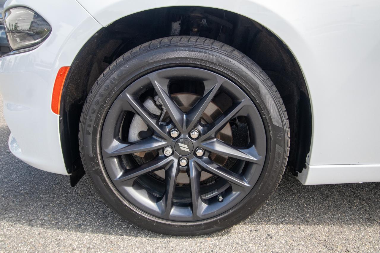2022 Dodge Charger SXT Photo5