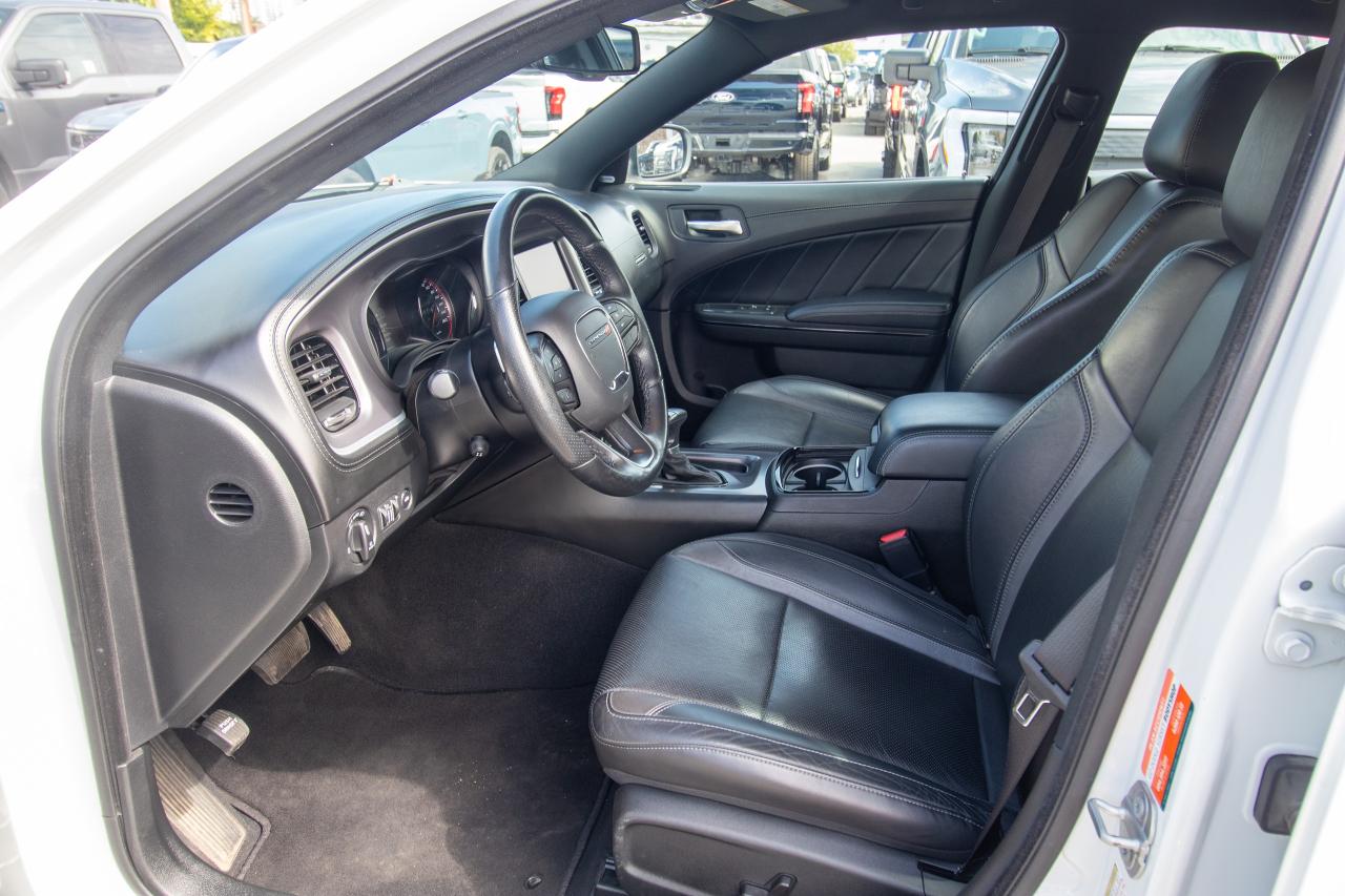 2022 Dodge Charger SXT Photo5