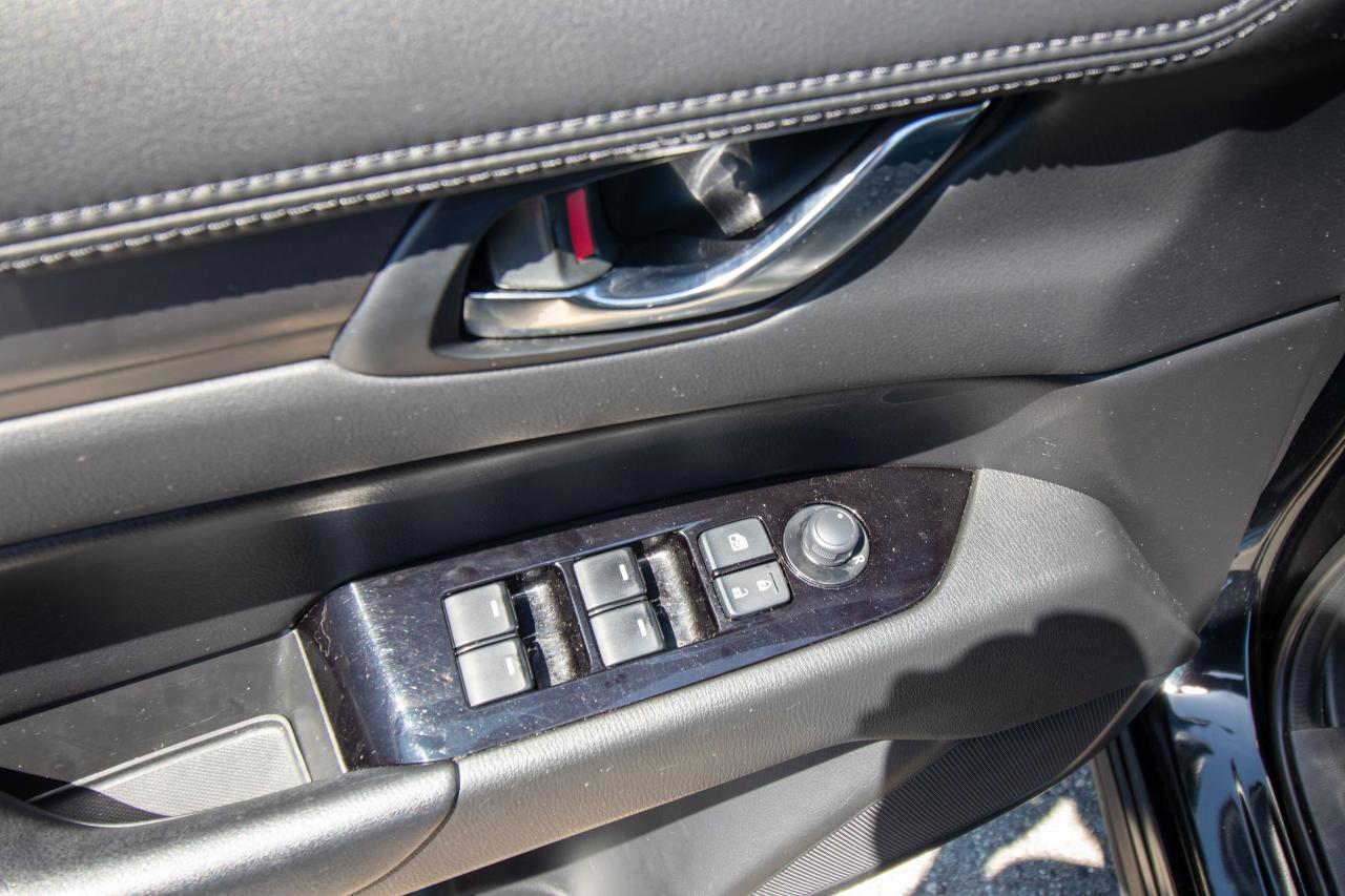 2021 Mazda CX-5 Touring Photo5