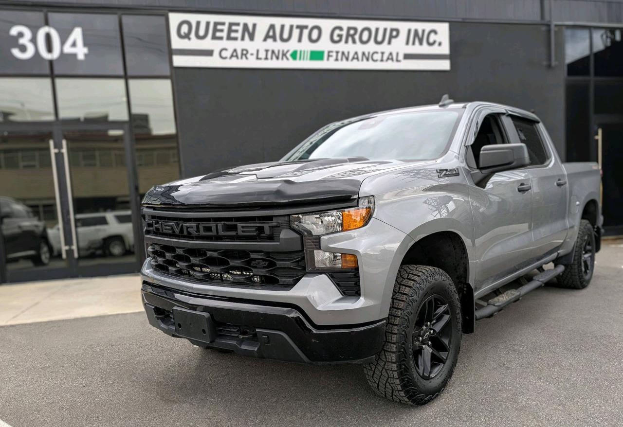 Used 2024 Chevrolet Silverado 1500 4WD TRAIL BOSS CUSTOM for sale in Toronto, ON