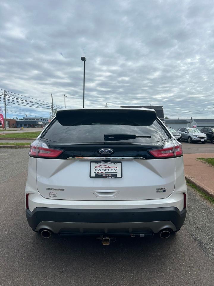 2019 Ford Edge SEL - Photo #5