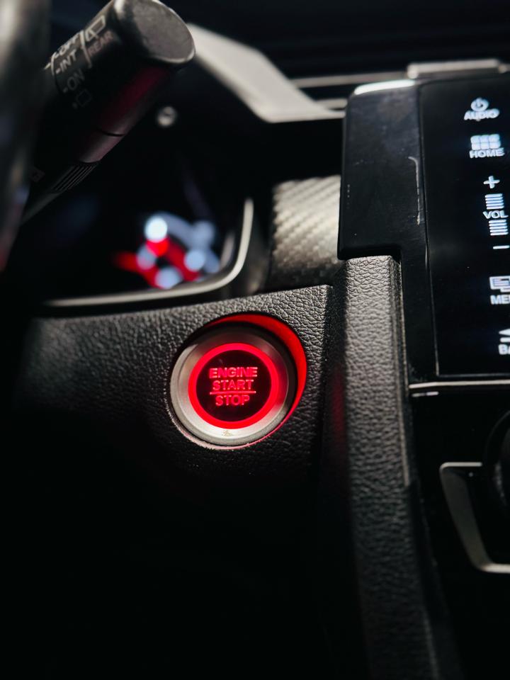 2018 Honda Civic Sport Touring - Photo #15
