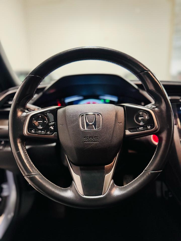 2018 Honda Civic Sport Touring - Photo #10