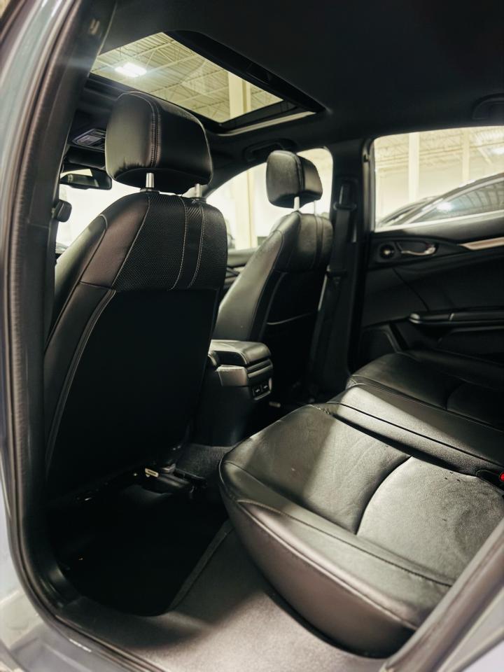 2018 Honda Civic Sport Touring - Photo #20
