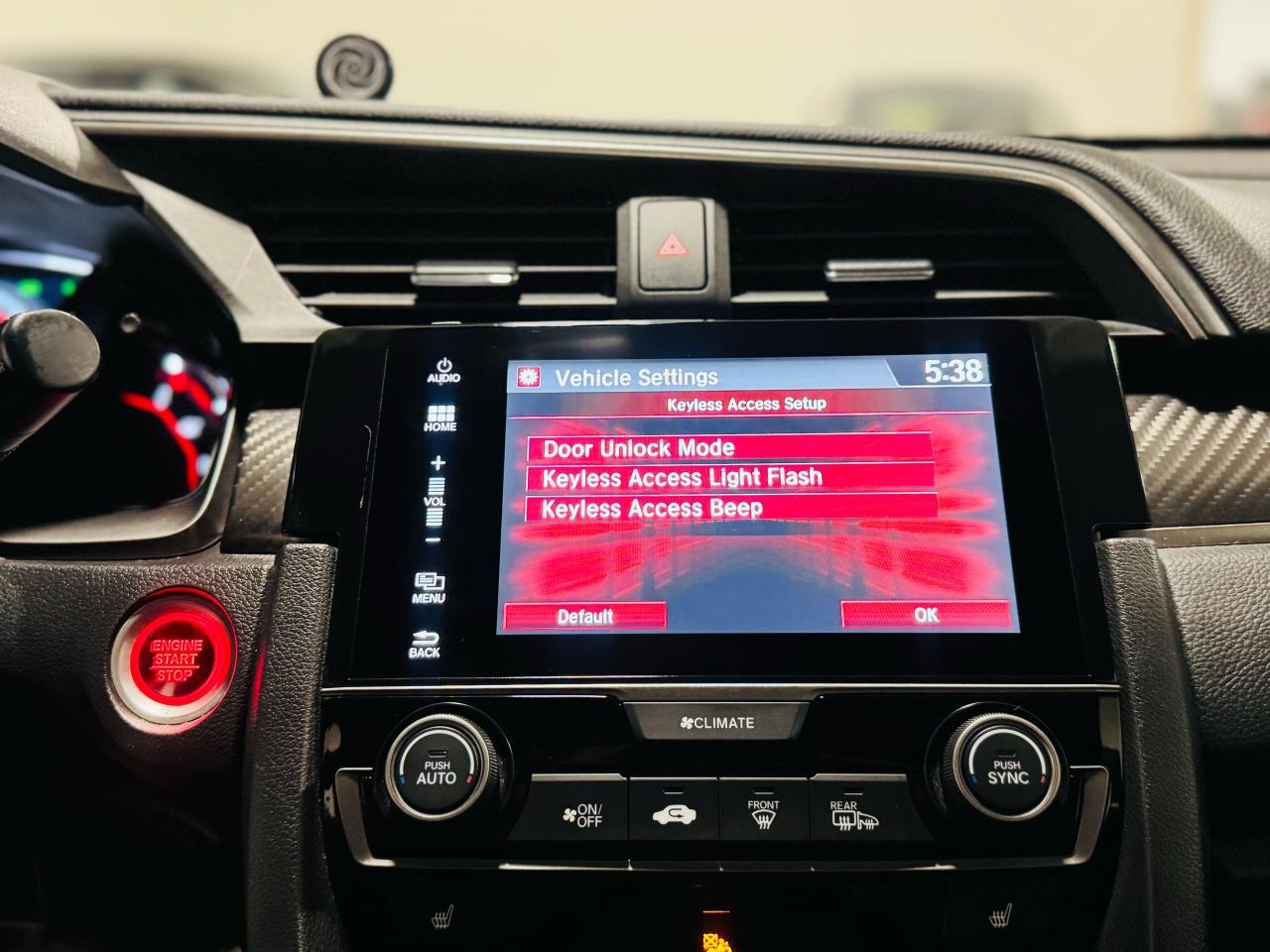2018 Honda Civic Sport Touring - Photo #17