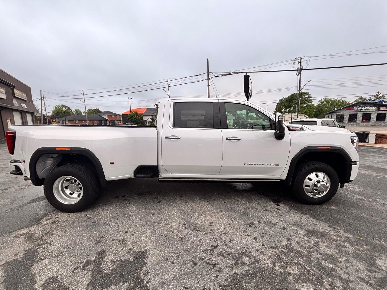 2024 GMC Sierra 3500 Fully Financeable, Like Brand New