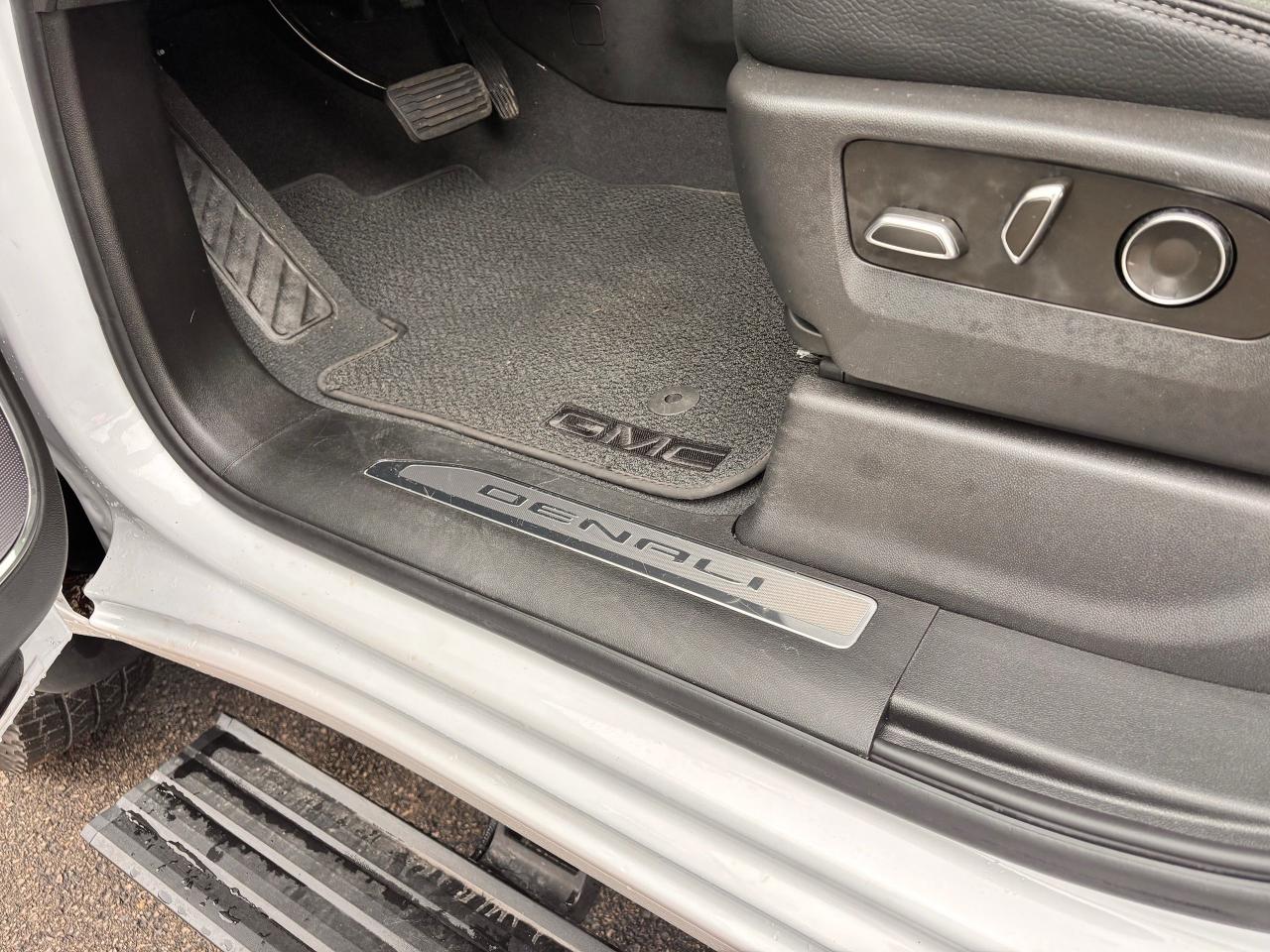 2024 GMC Sierra 3500 Fully Financeable, Like Brand New Photo