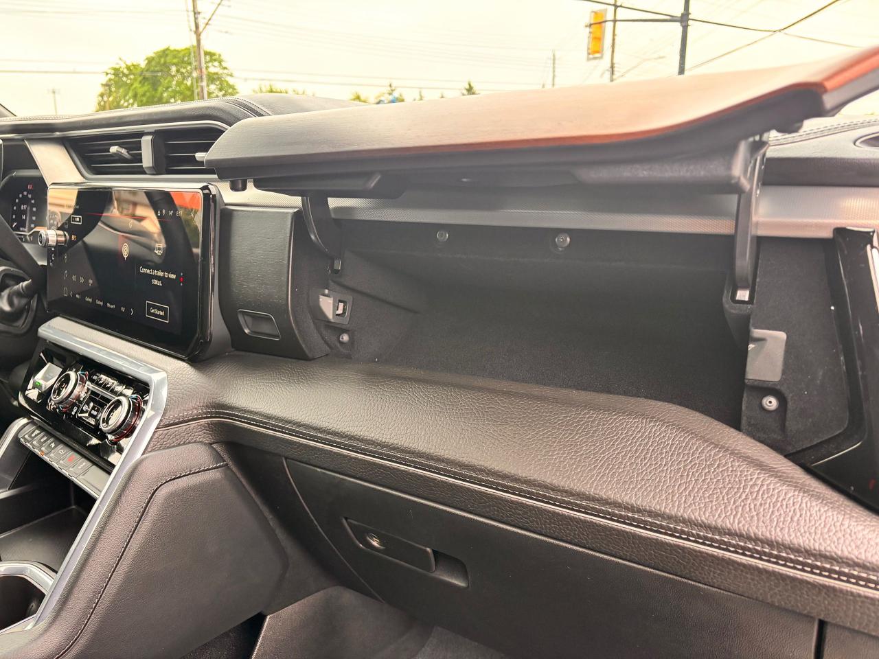 2024 GMC Sierra 3500 Fully Financeable, Like Brand New Photo