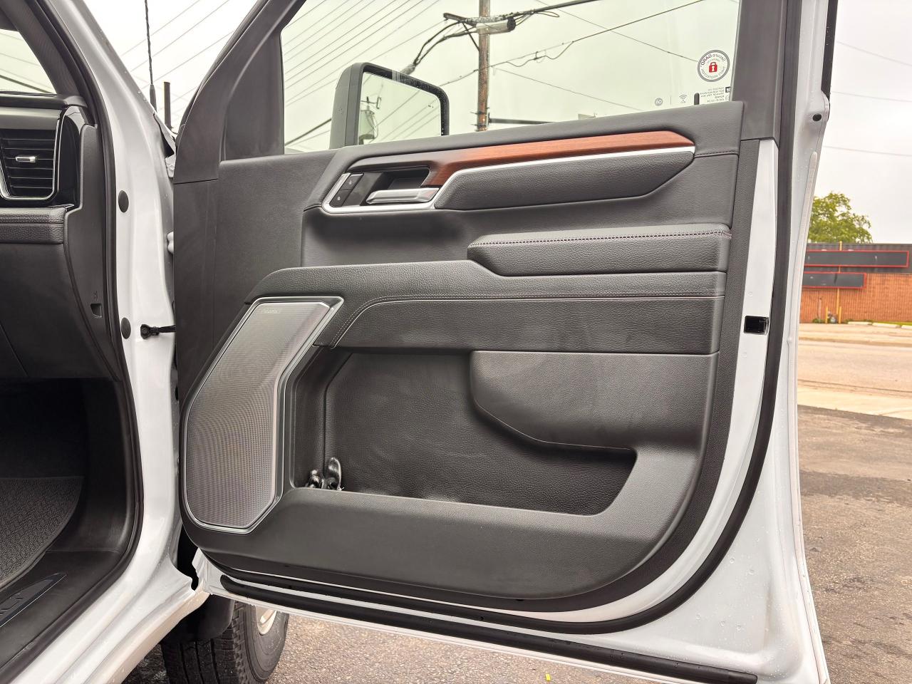 2024 GMC Sierra 3500 Fully Financeable, Like Brand New