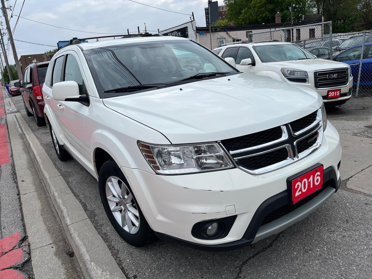 Used 2016 Dodge Journey SXT-Navi-Bluetooth-Leather for sale in Scarborough, ON