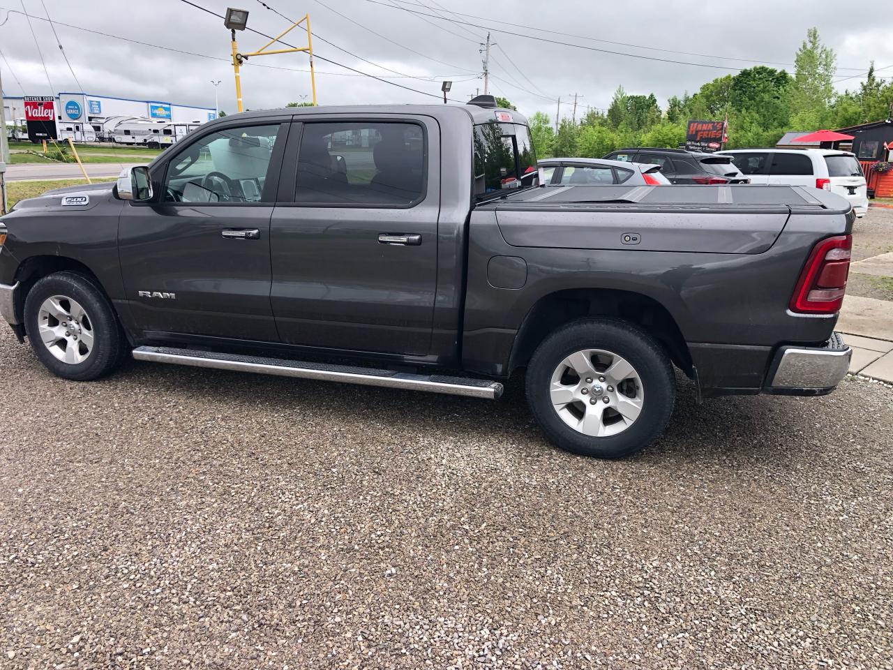 2019 RAM 1500 Big Horn - Photo #3