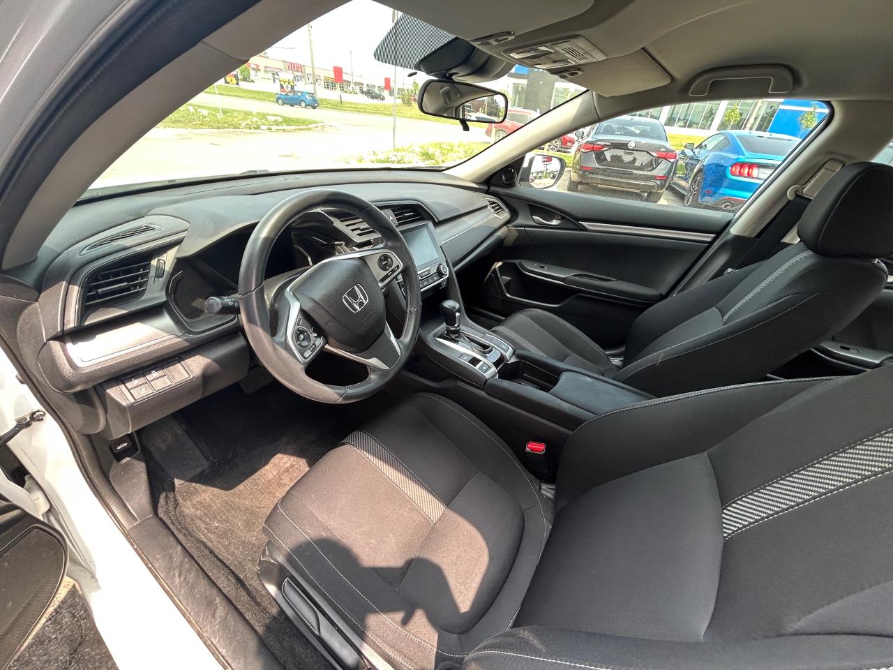 2018 Honda Civic SE - Photo #8