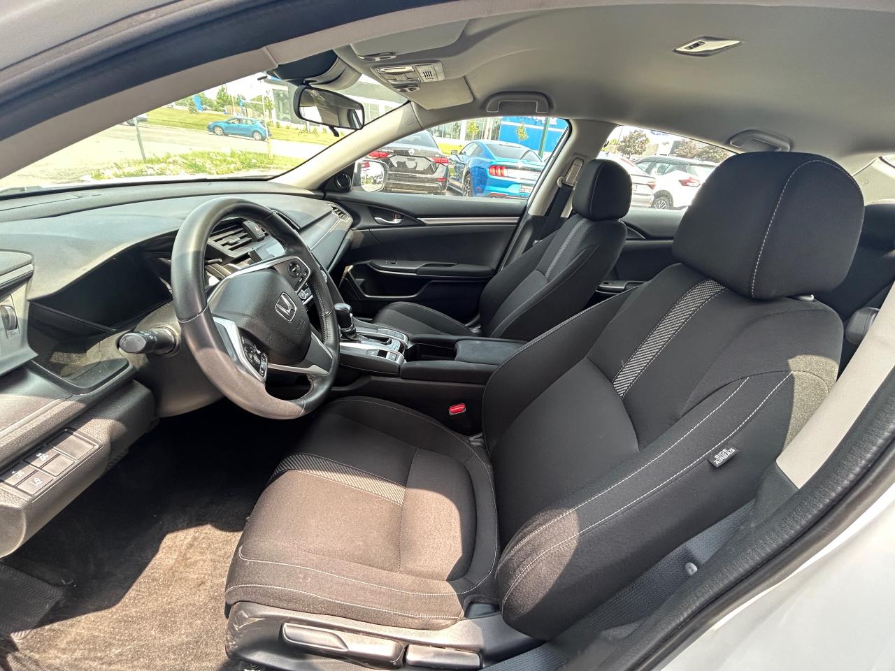2018 Honda Civic SE - Photo #10