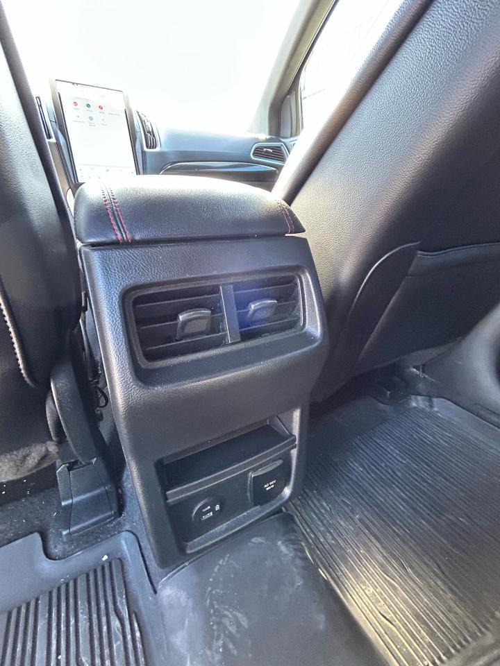 2021 Ford Edge ST Line - Photo #15
