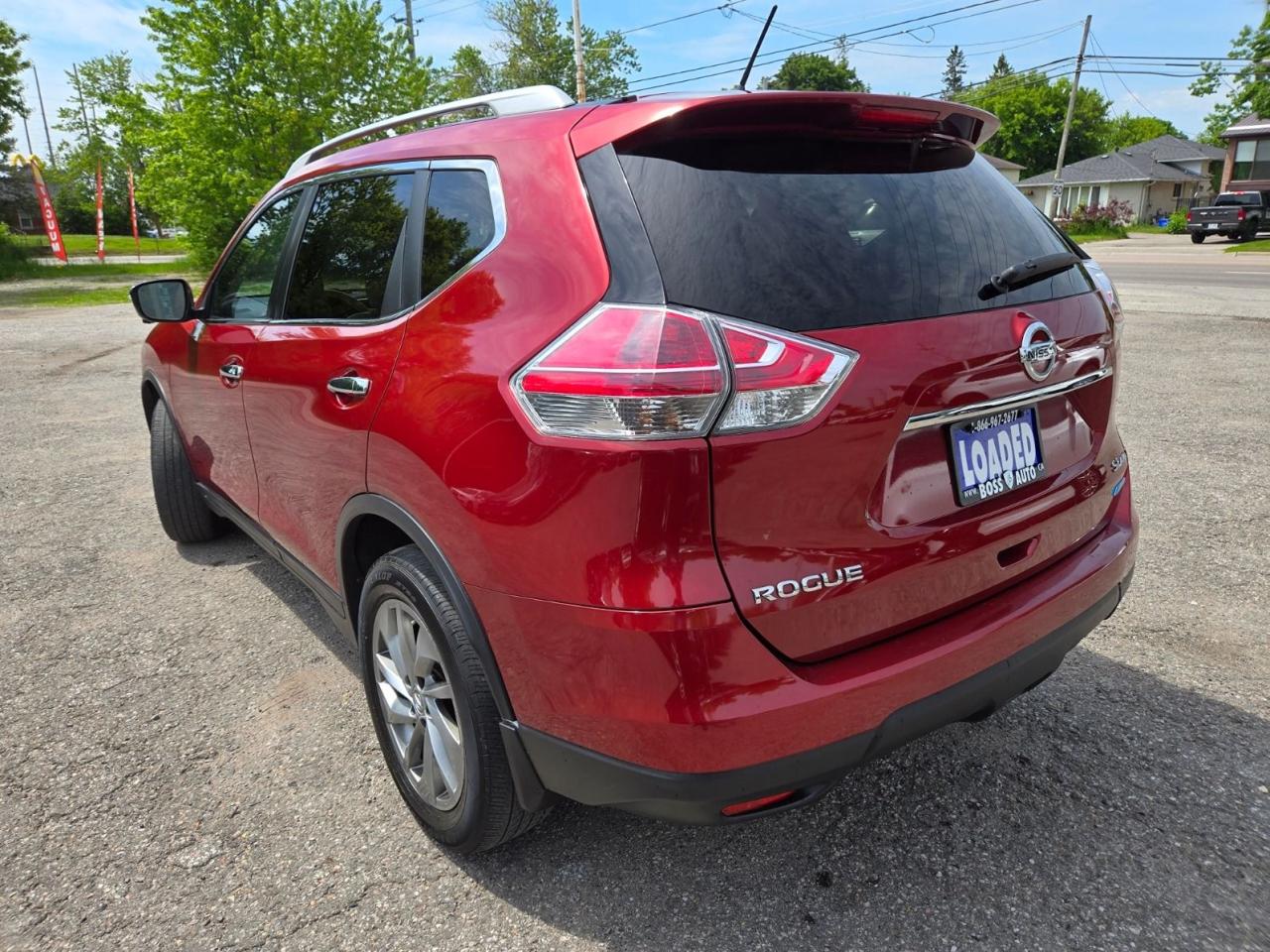 2015 Nissan Rogue SL Photo2