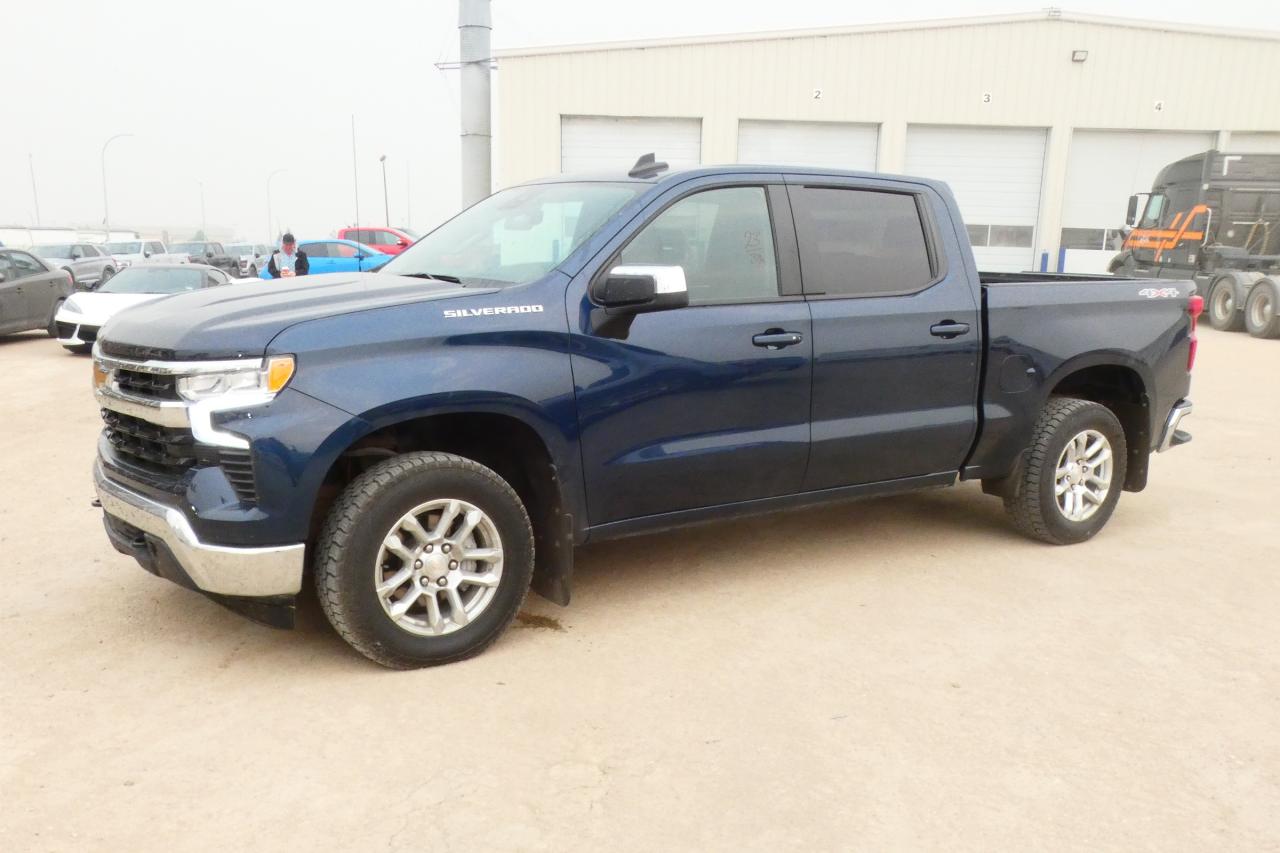 2023 Chevrolet Silverado 1500 LT w/cloth seats, BUC - Photo #2