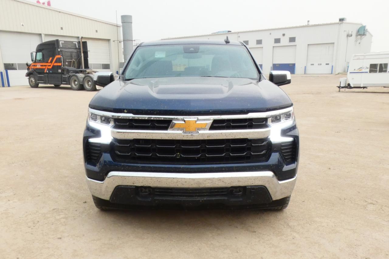 2023 Chevrolet Silverado 1500 LT w/cloth seats, BUC - Photo #3