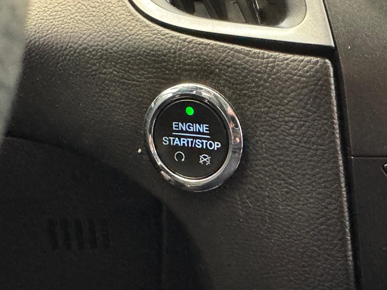 2017 Ford Edge SE+Camera+Bluetooth+A/C+ACCIDENT FREE Photo