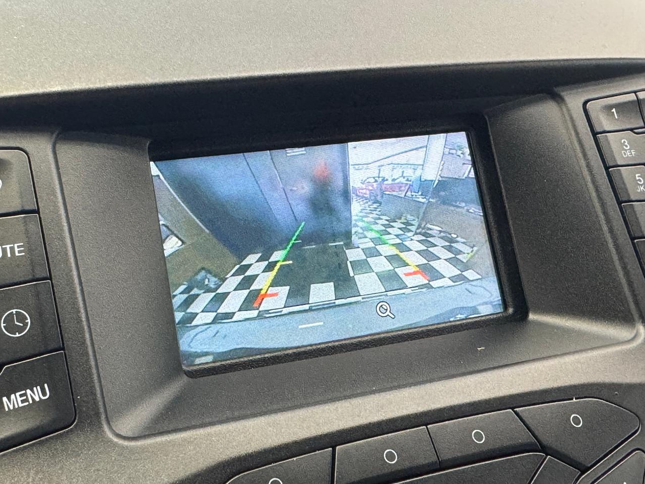 2017 Ford Edge SE+Camera+Bluetooth+A/C+ACCIDENT FREE Photo