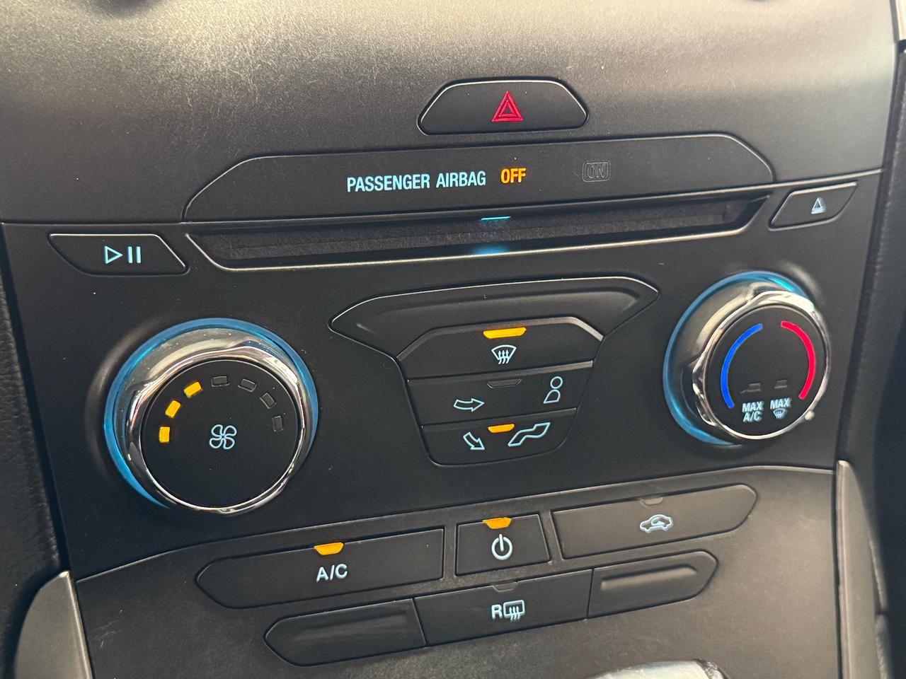 2017 Ford Edge SE+Camera+Bluetooth+A/C+ACCIDENT FREE Photo