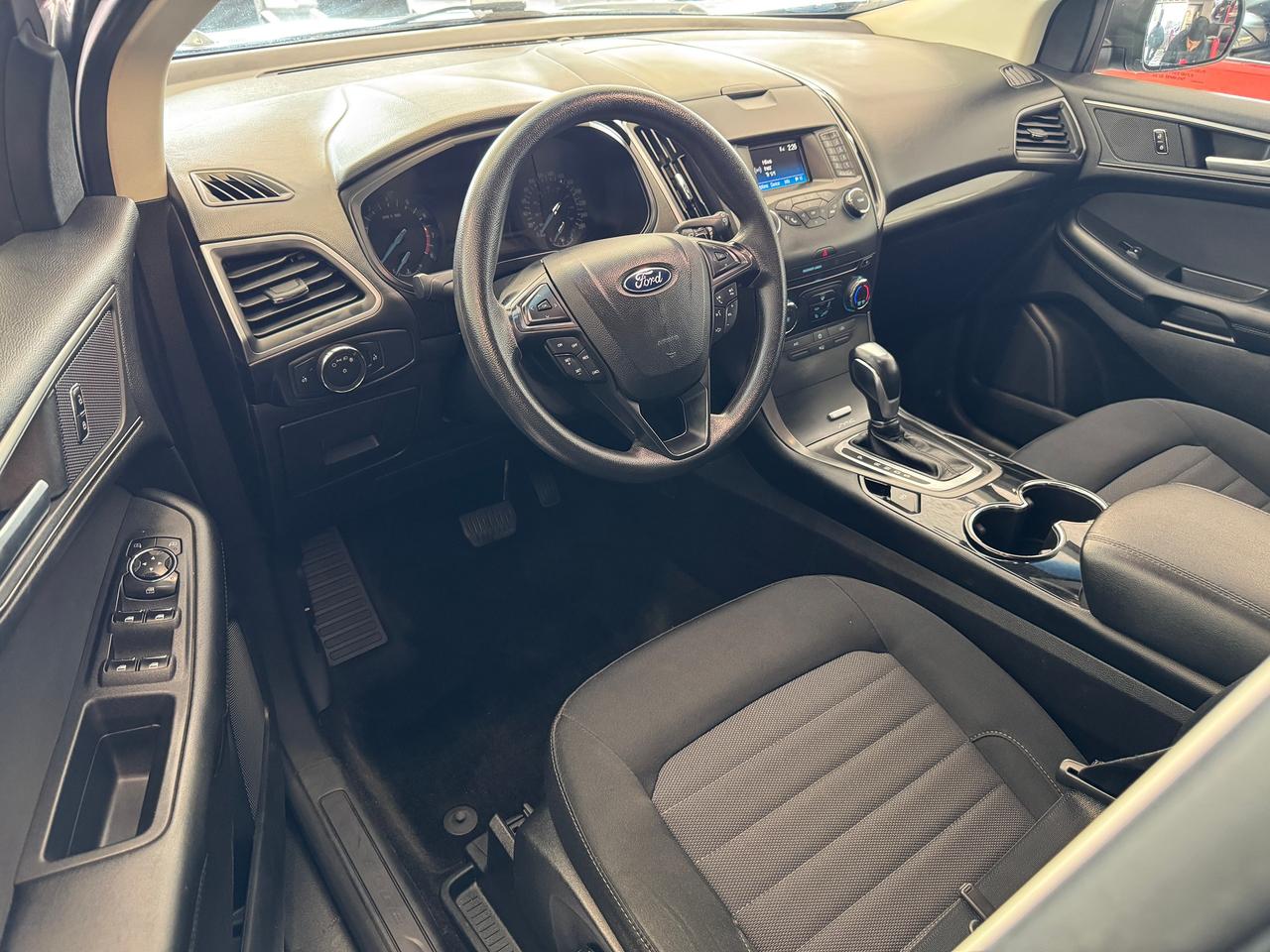 2017 Ford Edge SE+Camera+Bluetooth+A/C+ACCIDENT FREE Photo
