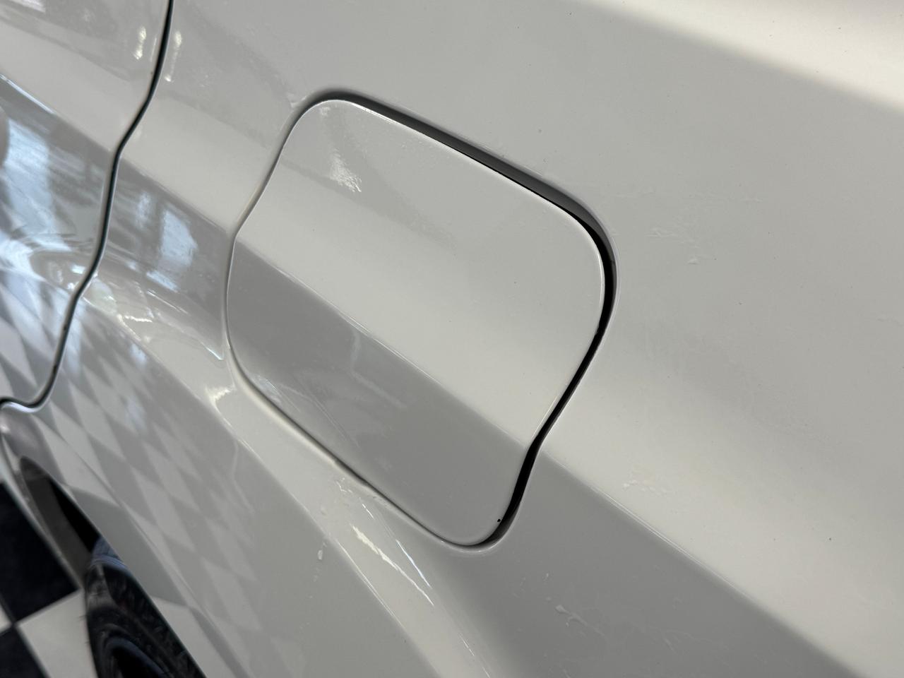 2019 Chrysler 300 300S+New Brakes+Tires+Alloy+ApplePlay+Remote Start Photo