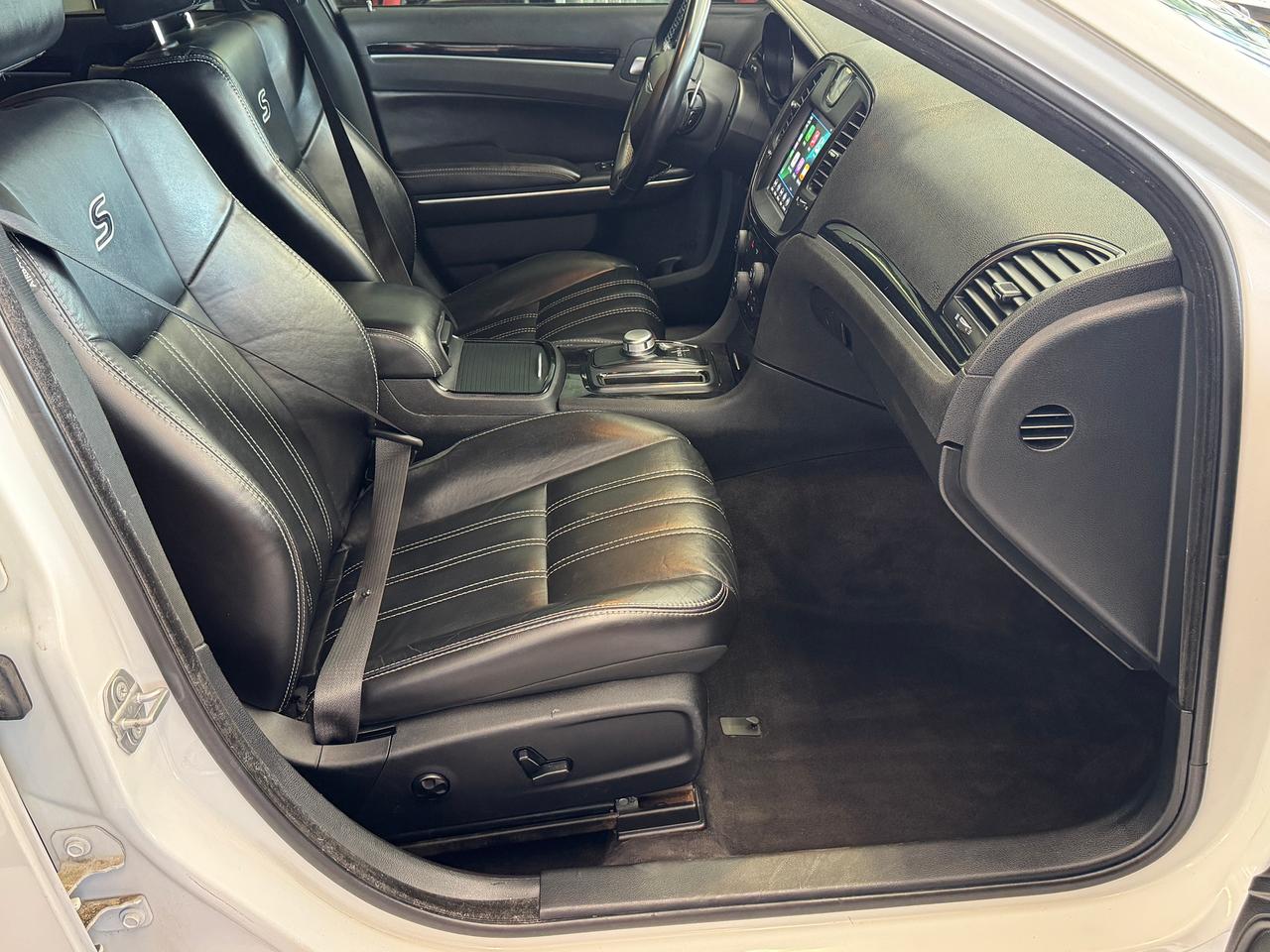 2019 Chrysler 300 300S+New Brakes+Tires+Alloy+ApplePlay+Remote Start Photo